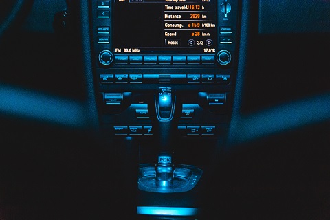 What you need to know about car stereo features